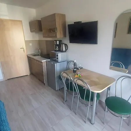 Goscinne Silver Apartman