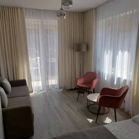 Apartament Goscinne Silver *